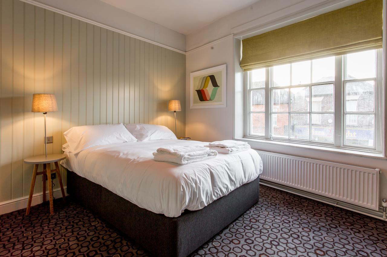 The Dolphin Hotel Newbury  Kültér fotó